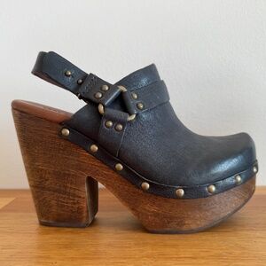 Kork-Ease Carmella Platform Leather Clog 7, 38